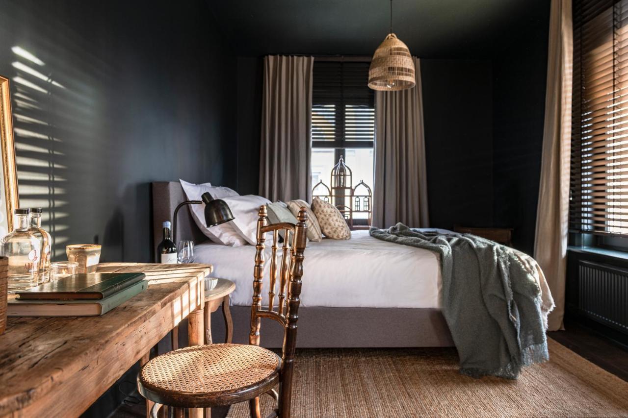 The Bank 1869 - Unique Guestrooms In The Historic Center Of Μπριζ Εξωτερικό φωτογραφία